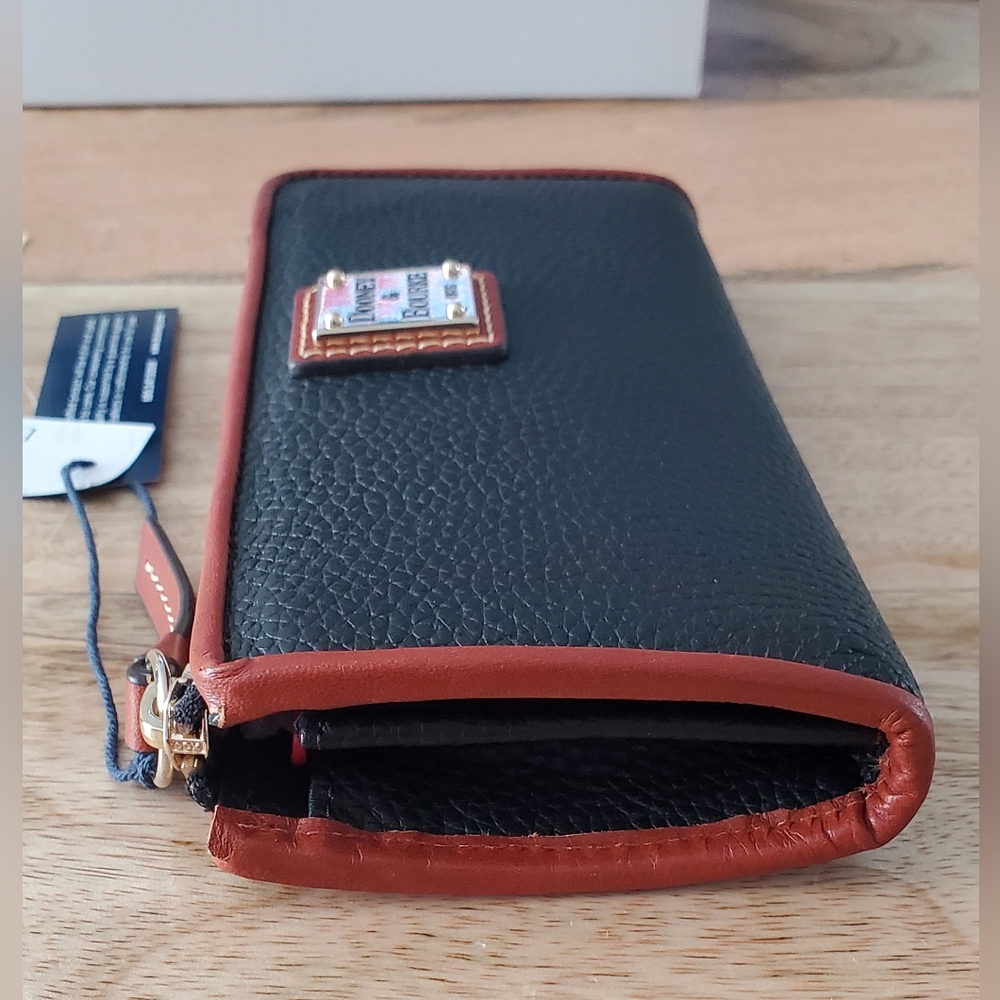 New Dooney & Bourke Pebble Leather Long Slim Zip Wallet Black - Picture 7 of 8